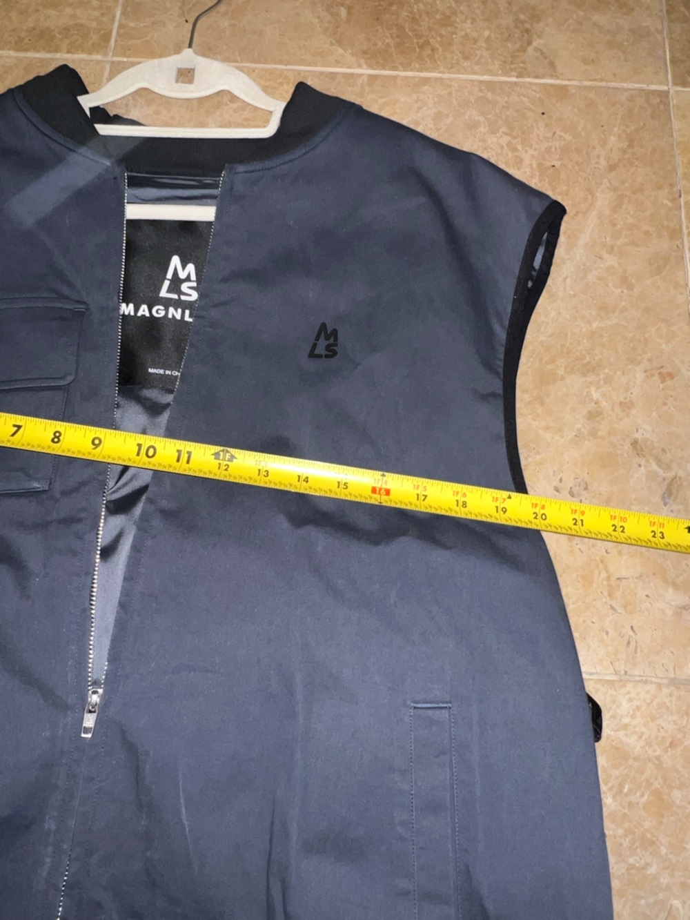 Authentic Men’s Magnles Set - Picture 5 of 11